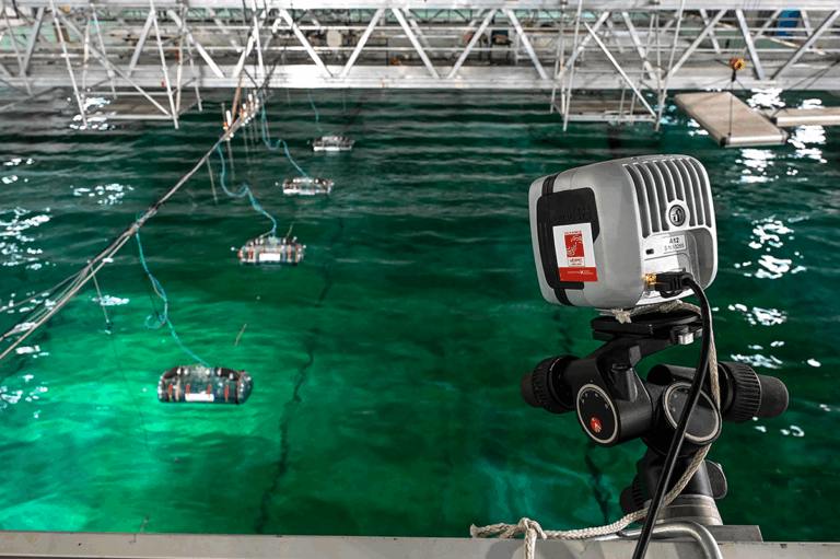 Test Seaturns dans les bassins de Centrale Nantes avec les caméras